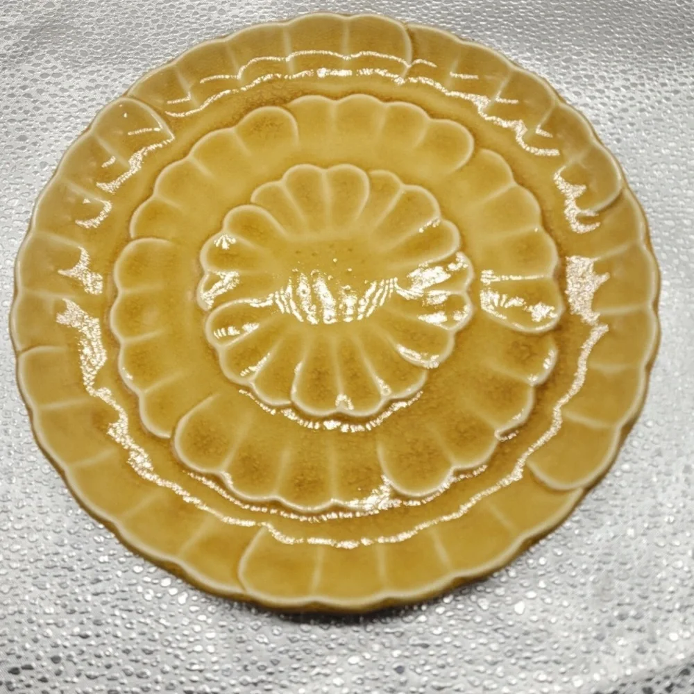 Pottery Barn ceramic, Asian Flower Small Appetizer plates set of 4